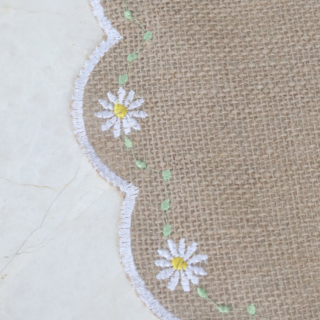 Daisy Flower Burlap